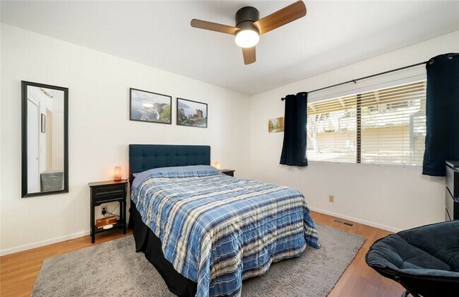 Foto del edificio - 3335 Broad St