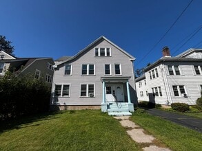 Building Photo - 35 Outlook Ave