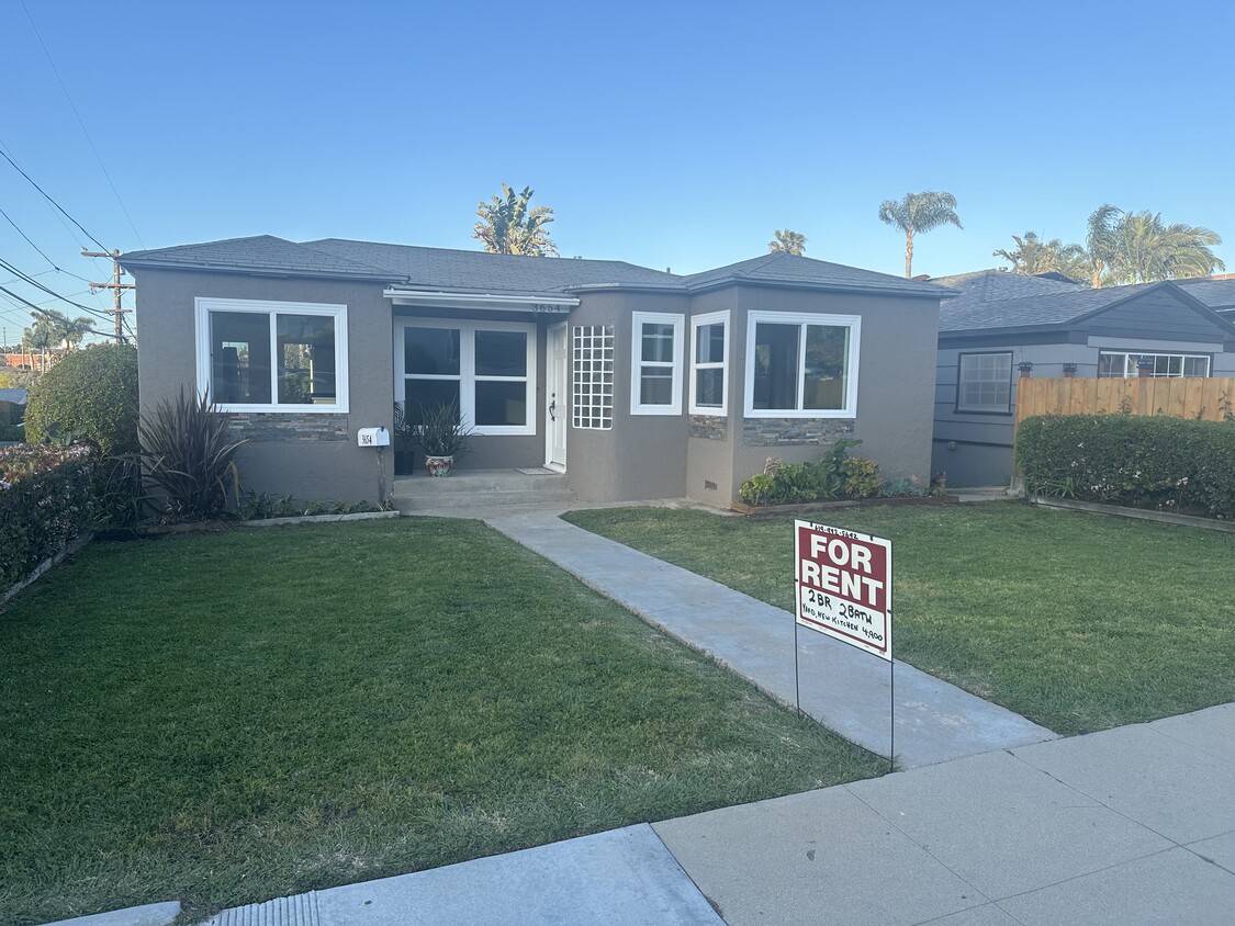 Quiet Point Loma Neighborhood - 3654 Oliphant St