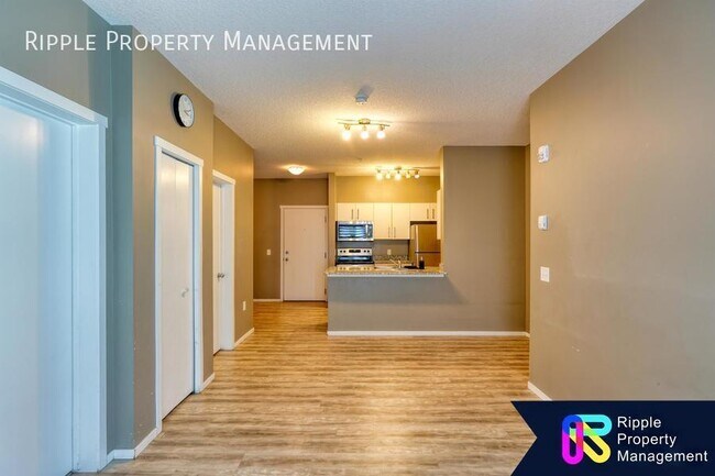 Building Photo - WONDERFUL BRIGHT 2 BEDS/ 2 BATHS CONDO