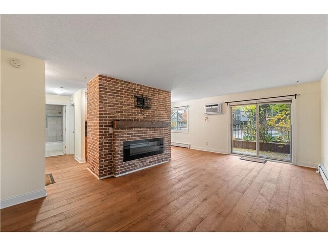 Foto del edificio - 3540 Hennepin Ave