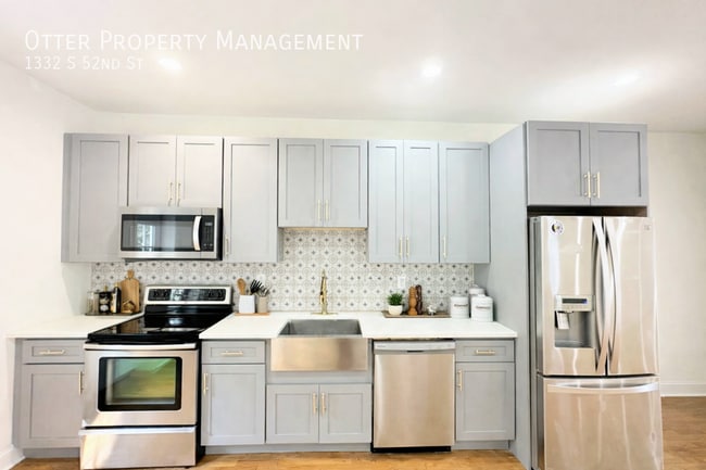 Building Photo - 1332 S 52nd St