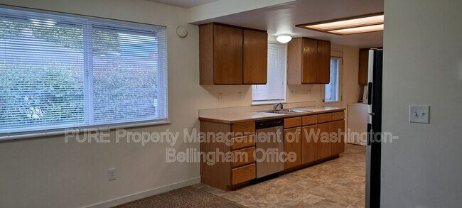 Foto del edificio - 504 Moore St