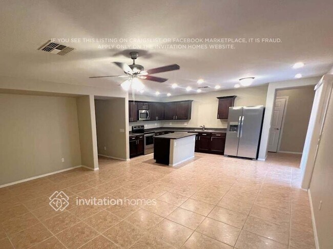 Building Photo - 8923 E Pampa Ave