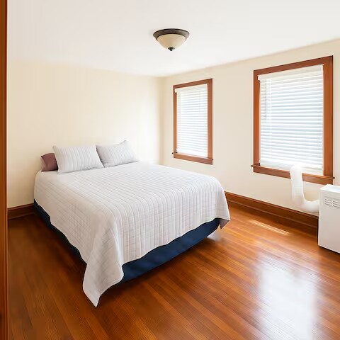 Foto del edificio - 532 W Ravenwood Ave