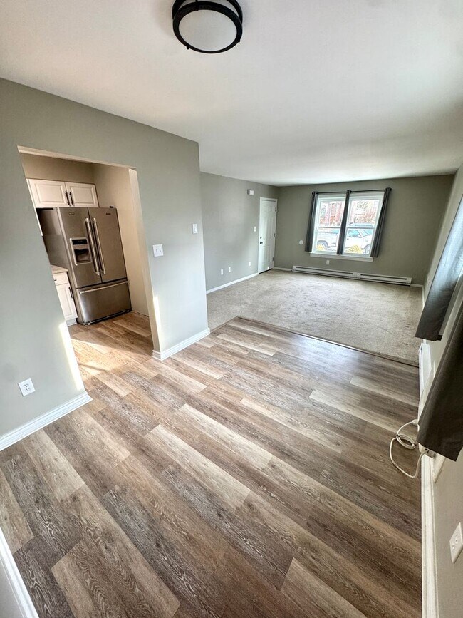 Foto del edificio - 828 N Sherman St