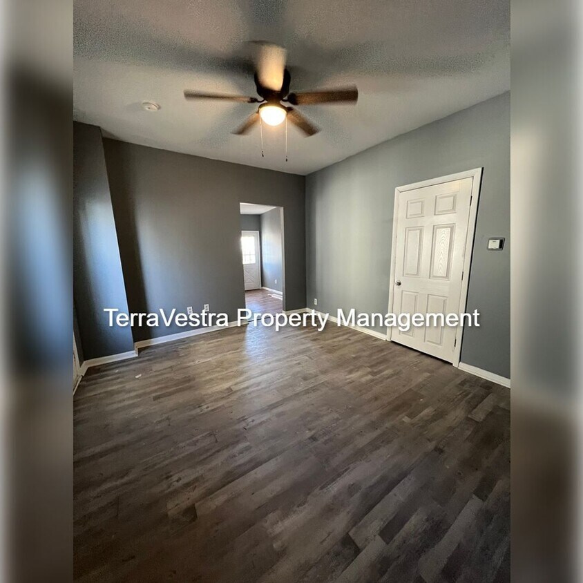 Foto principal - 555-557 Columbia Ave