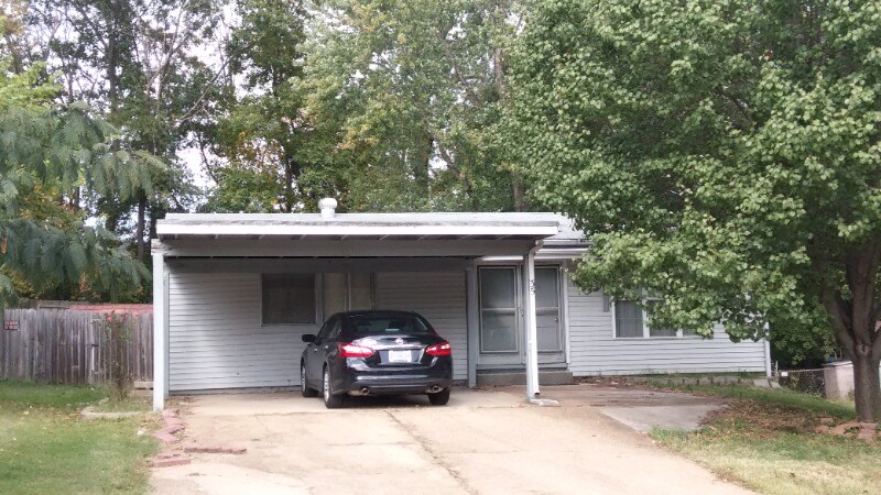 Foto principal - 35 Cedar Ridge Dr