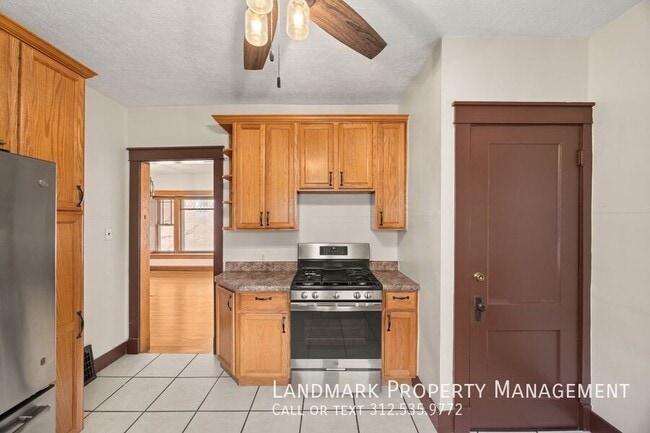 Foto del edificio - 812 Farragut Pl
