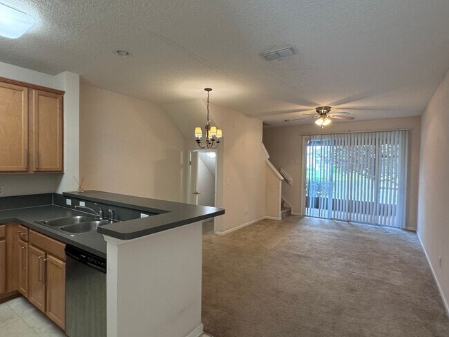 Foto del edificio - 14912 Bartram Village Ln
