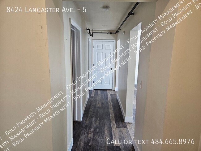 Foto del edificio - 8424 Lancaster Ave