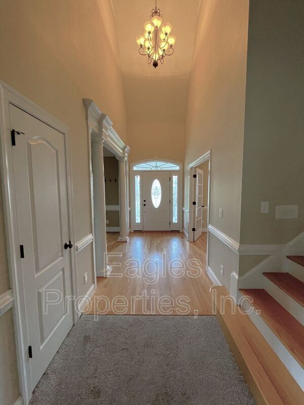 Foto del edificio - 107 Brighton Dr