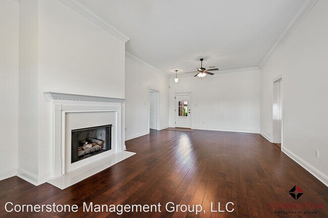 Building Photo - 3 br, 2 bath House - 9341 Falling Oak Drive