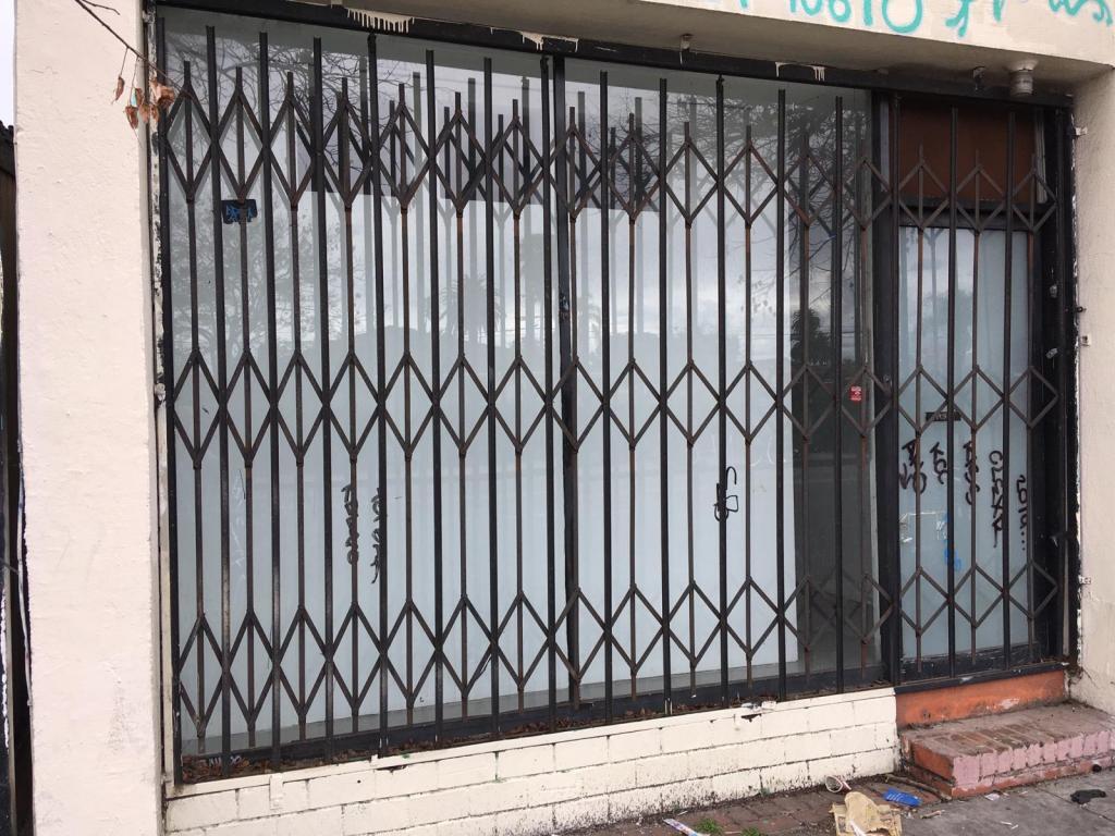 Foto principal - 3218 W Jefferson Blvd