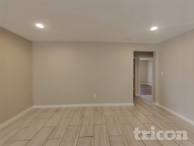 Foto del edificio - 12298 Wolf Run Rd