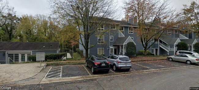 Building Photo - 36 Greenwich Pl