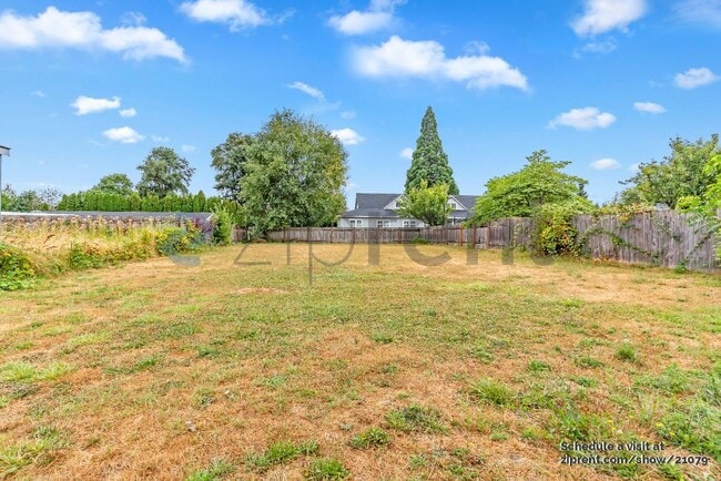 Building Photo - 2820 19th Ave