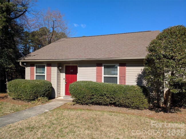 Foto del edificio - 119 Birdie Ct