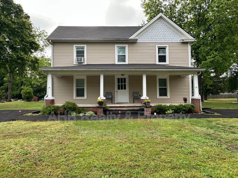 Foto principal - 511 Cummings St