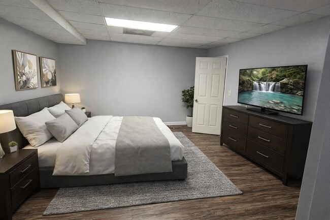 Building Photo - 155 Mill Chase