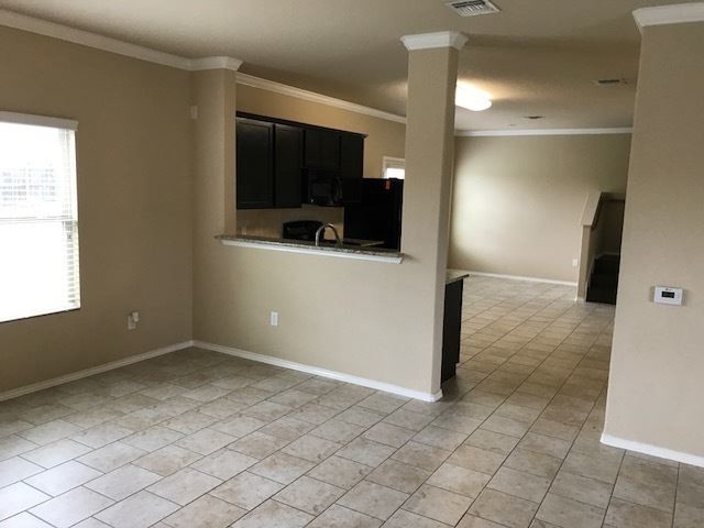 Foto del edificio - 3 br, 2.5 bath House - 831 Lee Trevino