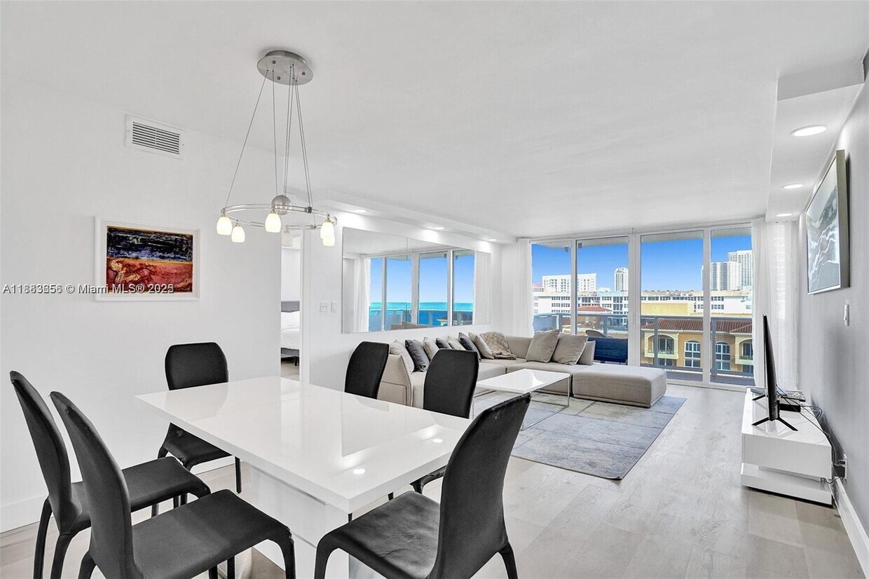 Foto principal - 3140 S Ocean Dr