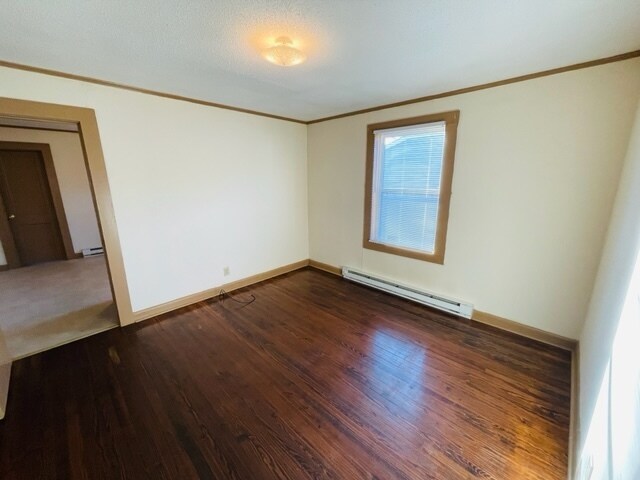 Building Photo - Duplex - Available now