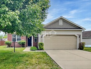 Building Photo - 5425 Wood Hollow Dr