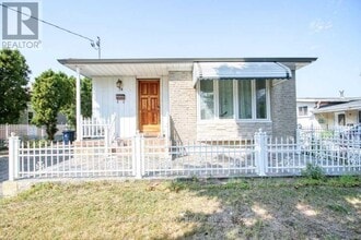 Building Photo - 74 Fletcherdon Crescent