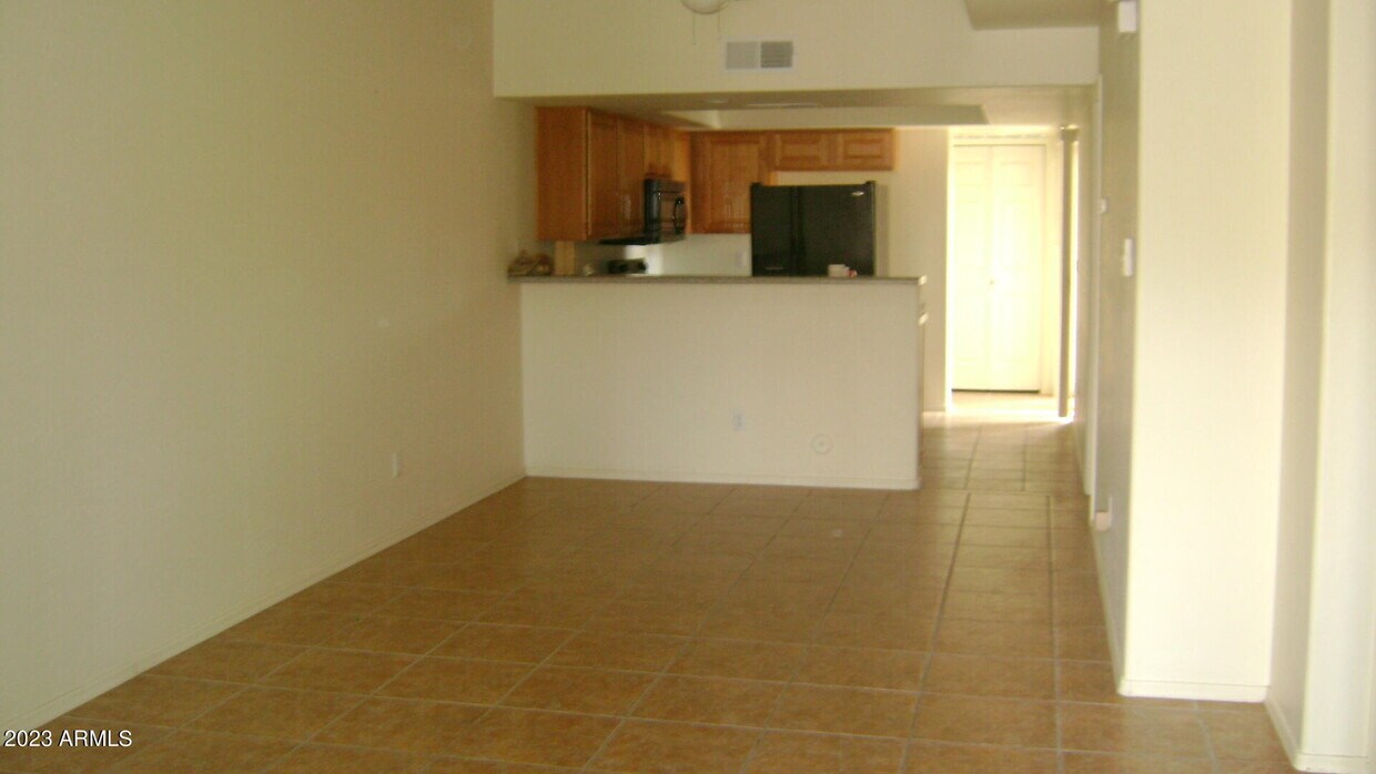 Primary Photo - 537 S Delaware Dr