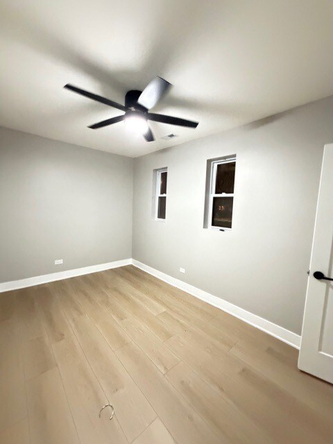 Foto del edificio - 6350 S St Lawrence Ave