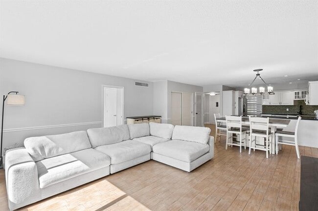 Building Photo - 3791 NW 84th Ave