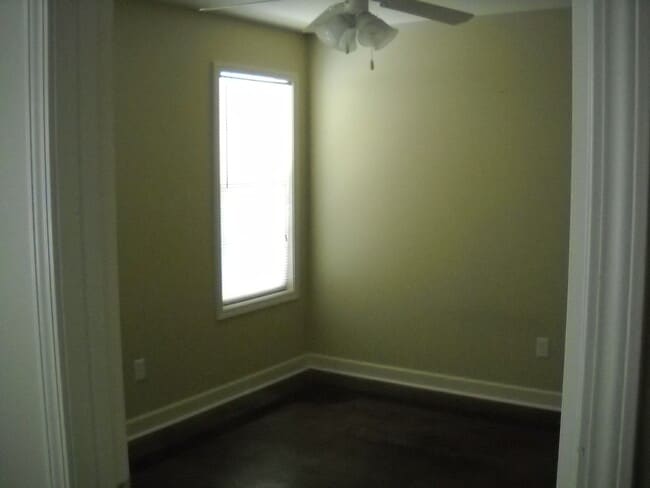 Building Photo - 1132 MS-9