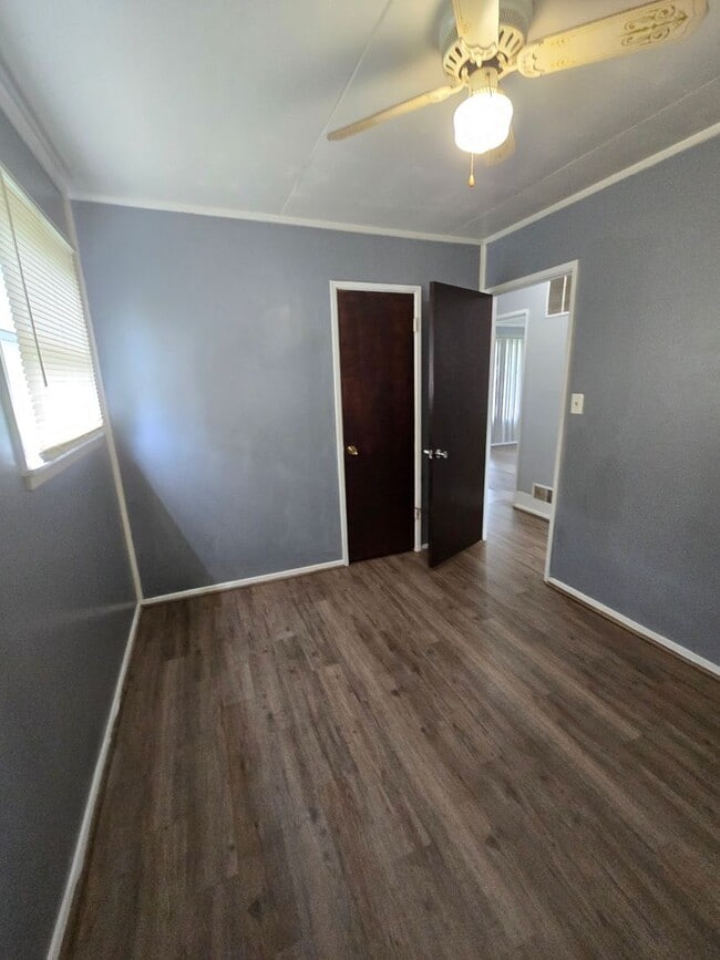 Building Photo - Two Bedroom Duplex IN Lawrence Township Located Near 56th St and Franklin Rd