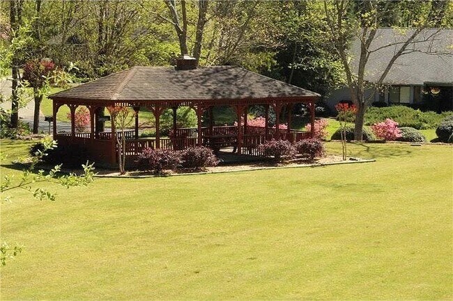 Foto del edificio - 1600 Old Hunters Trce