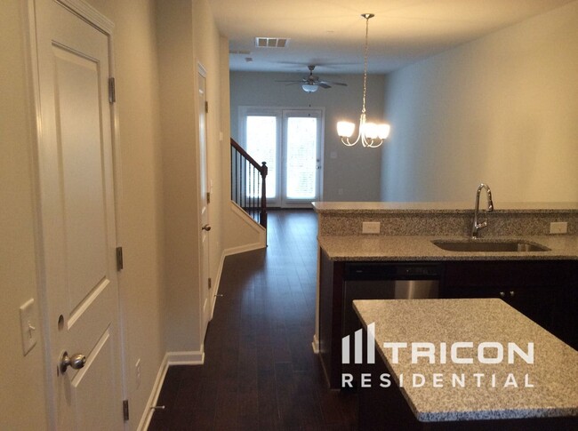 Building Photo - 125 Hickory Sta Ln