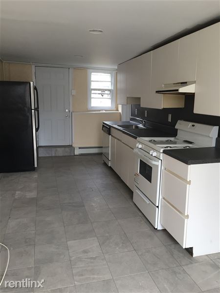 Building Photo - 1442 44th St