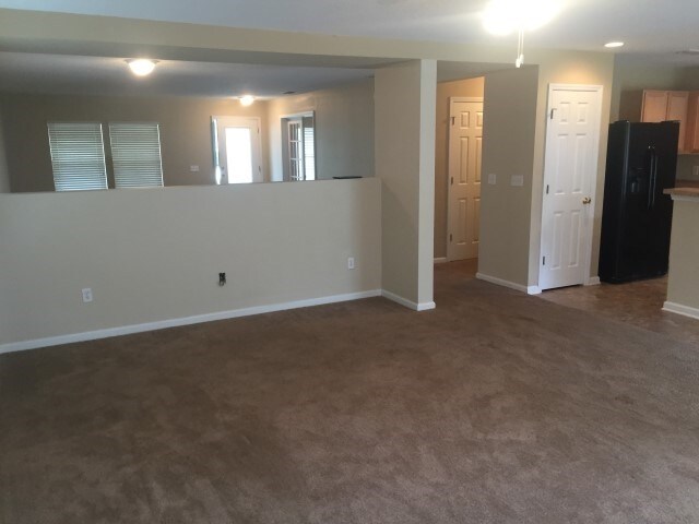 Building Photo - 1424 Heather Court