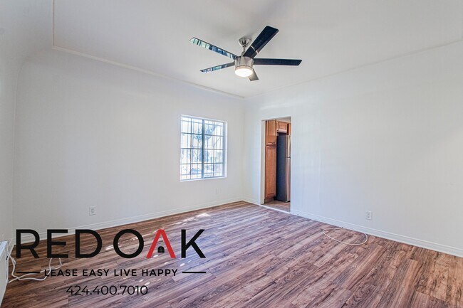 Foto del edificio - 632 E 82nd St