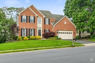 Building Photo - 6331 Claridge Dr S