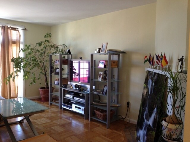 Foto del edificio - Epic REA/ Azari PM; Charming 2 BR/1 BA Hom...