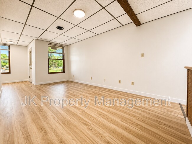 Foto del edificio - 1200 1st Ave N