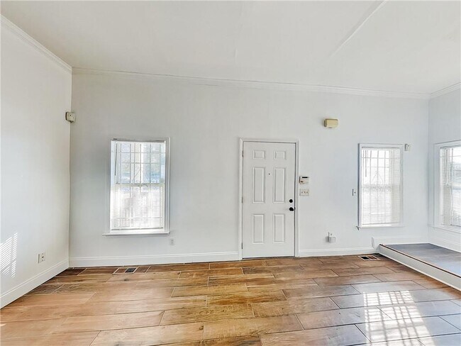 Foto del edificio - 333 Fletcher St SW