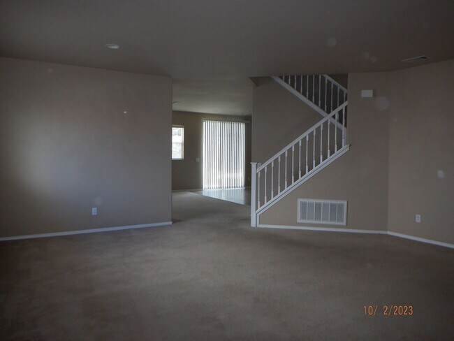 Building Photo - Located in the Heart of Tehachapi!