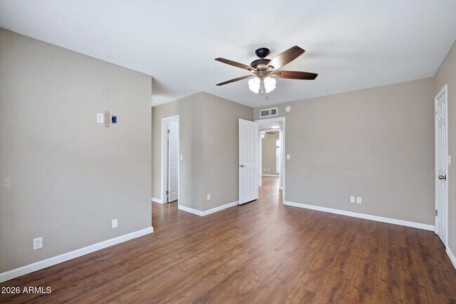Building Photo - 6259 E Acoma Dr