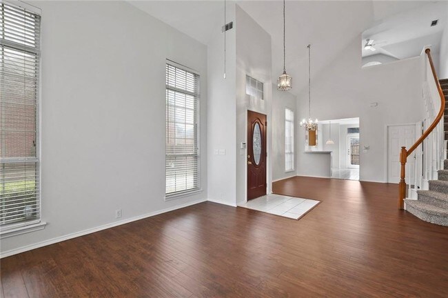 Building Photo - 4648 Sunnybrook Dr