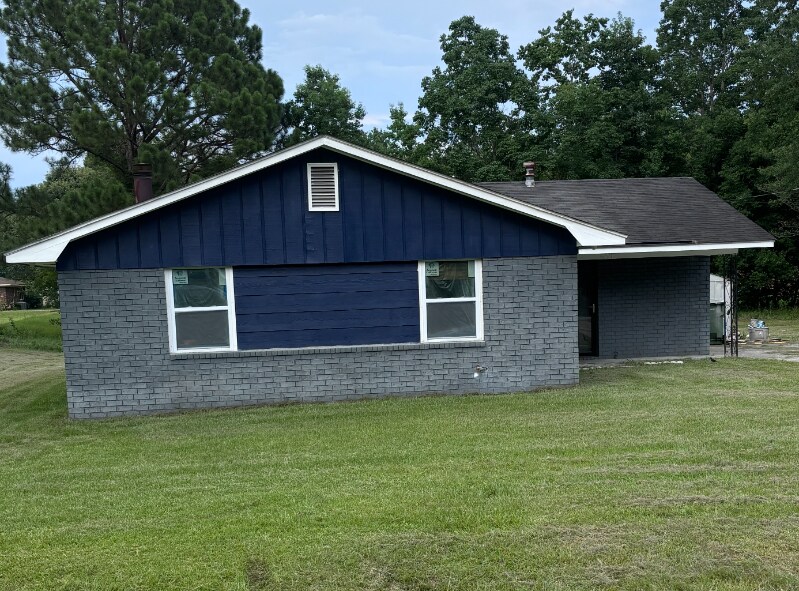 Primary Photo - 660 McDowell Rd