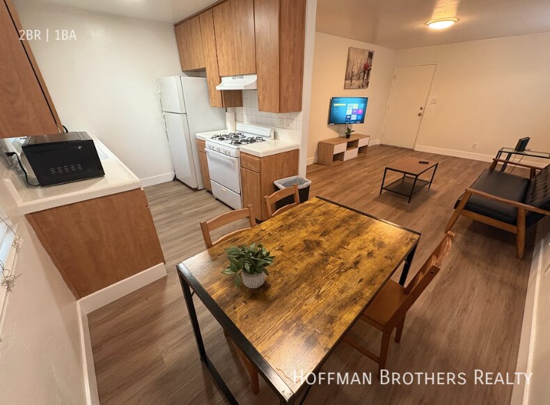 Foto principal - 1631 B Ave