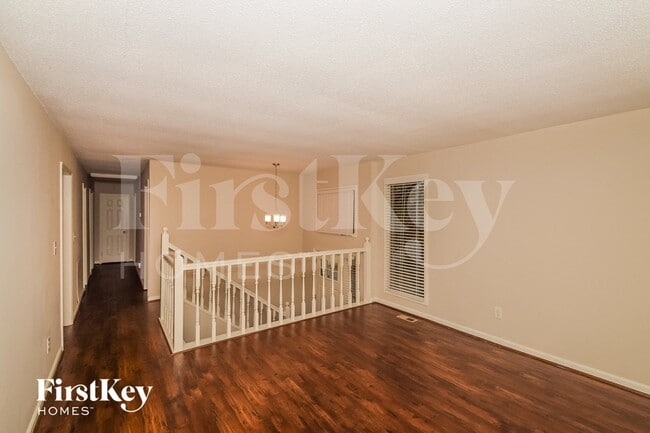 Building Photo - 1131 Dearing Downs Dr