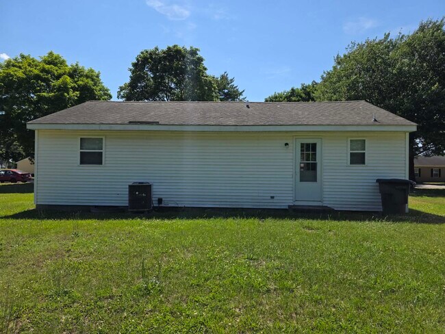 Foto del edificio - 1137 Hillcrest Ave